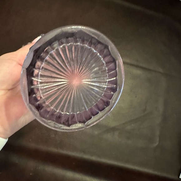 Lavender vase - Picture 5 of 6